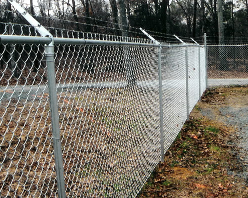 6+1 Galvanized Chain Link With Barbwire