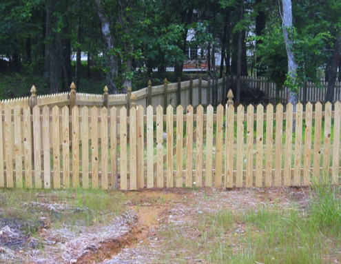 FW 12 - Sawtooth Picket with French Gothic Posts